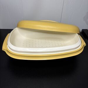 Vintage Tupperware Harvest Gold Microwave Steamer 3 Piece 1273-6, 1275-3, 1274-4